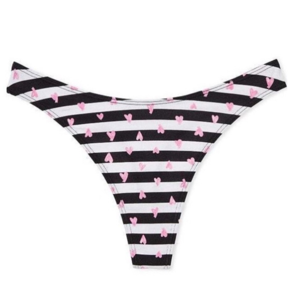 VICTORIA’S SECRET • Striped Heart Print Thong Panty